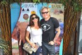 Slash solo 2013 0519_adopt_the_hearts lausd adophearts ifaw (8)